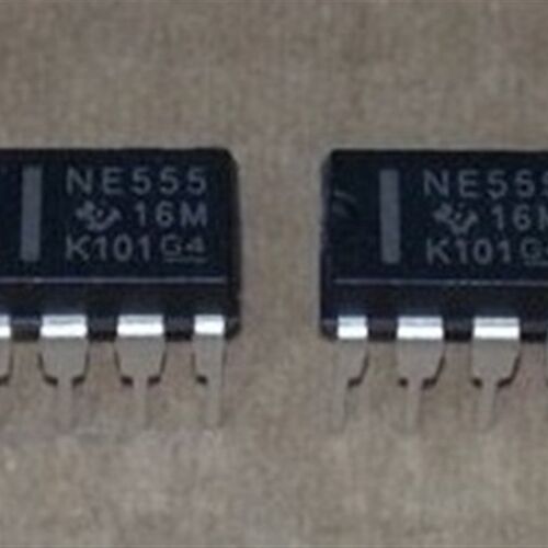 直插 NE555N DIP-8 8脚 NE555 555 计时器/振荡器 全新ST 现货