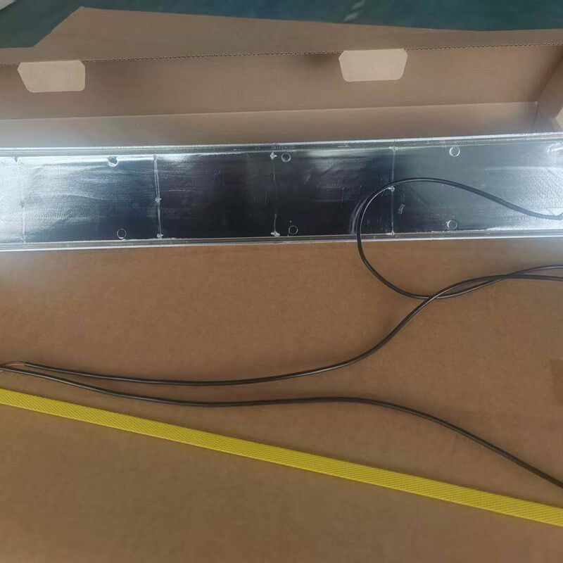 适用10-22款普拉多霸道2700备胎罩尾门灯饰条流光灯后雾灯
