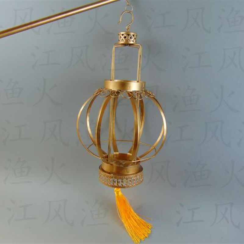 新娘手提金色灯笼婚庆影楼迎亲结婚手捧喜庆插花灯笼古风拍摄道具
