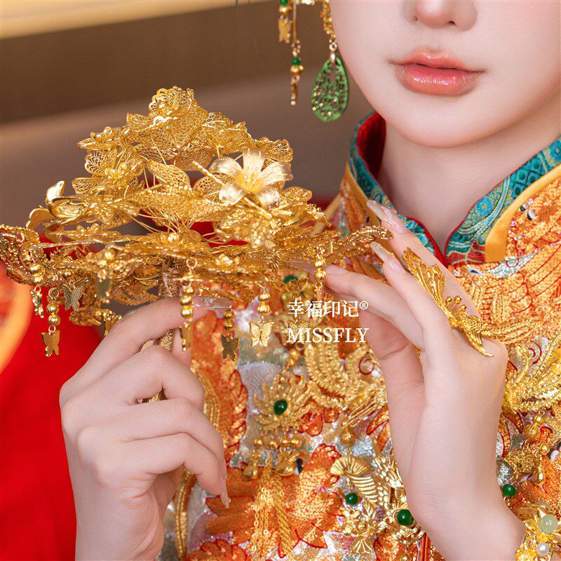 金色手捧花新娘中式婚礼合金精致秀禾旗袍服龙凤褂晨袍汉服配饰品