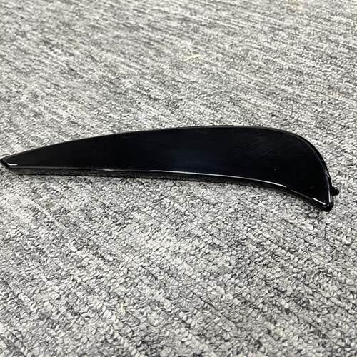 适用奔驰C级W206前杠月牙板C200黑色C220月牙獠牙C260LC300装饰条