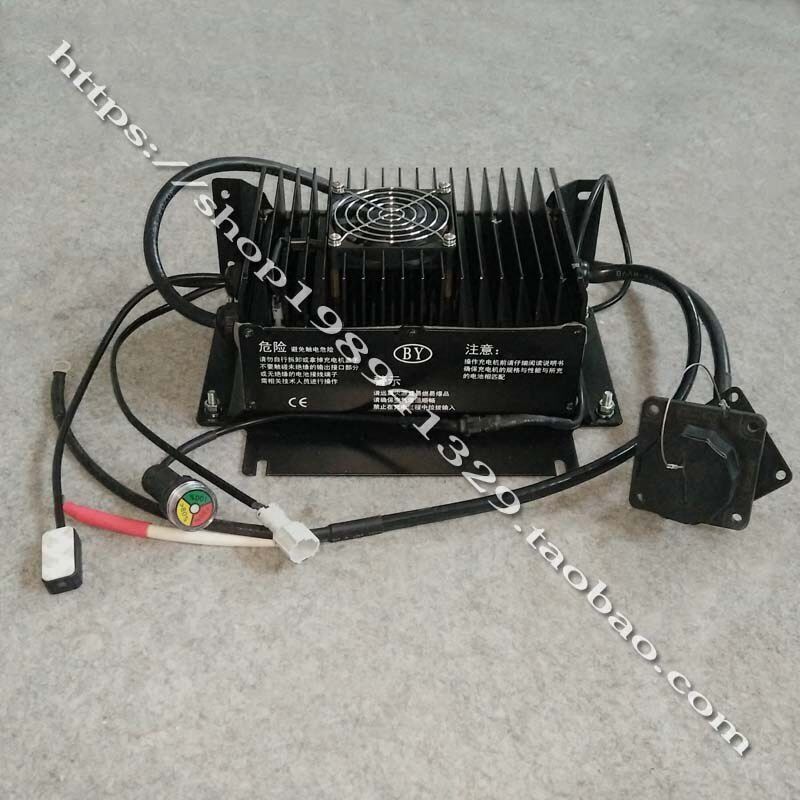 时风电动汽车轿车D101 D102后驱充电器带插座 60V30A免维护充电器