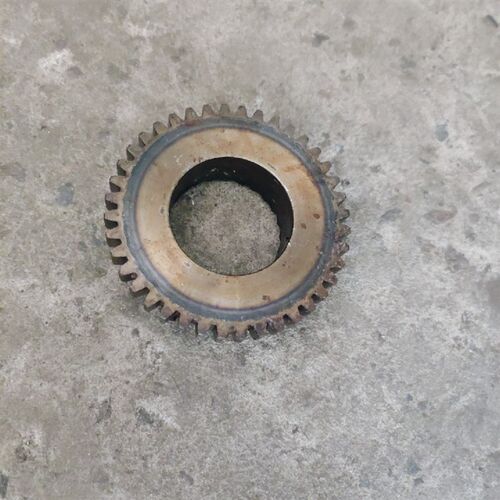 大连机床厂CD6140A/CD6150A车床配件26729结合齿轮Z40爪Z42内孔42