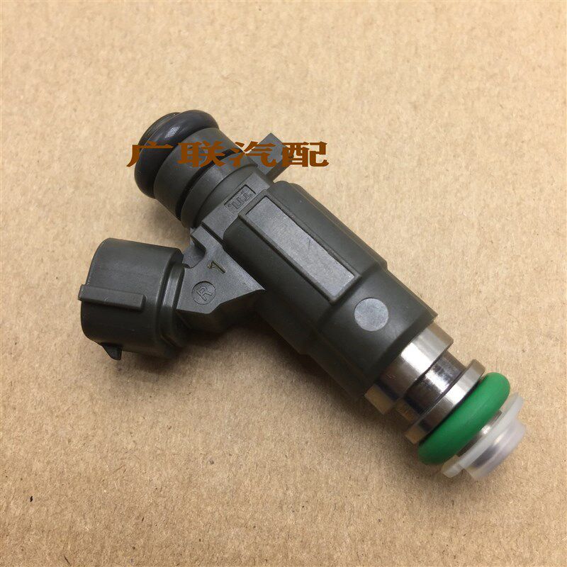 适用日天籁中华V5帕拉丁风度A33阳光N16奇骏18孔产喷油嘴FBJC101