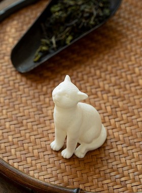 久造德意白瓷可爱小猫手工艺品摆件创化陶瓷客厅装饰书房镇纸摆设