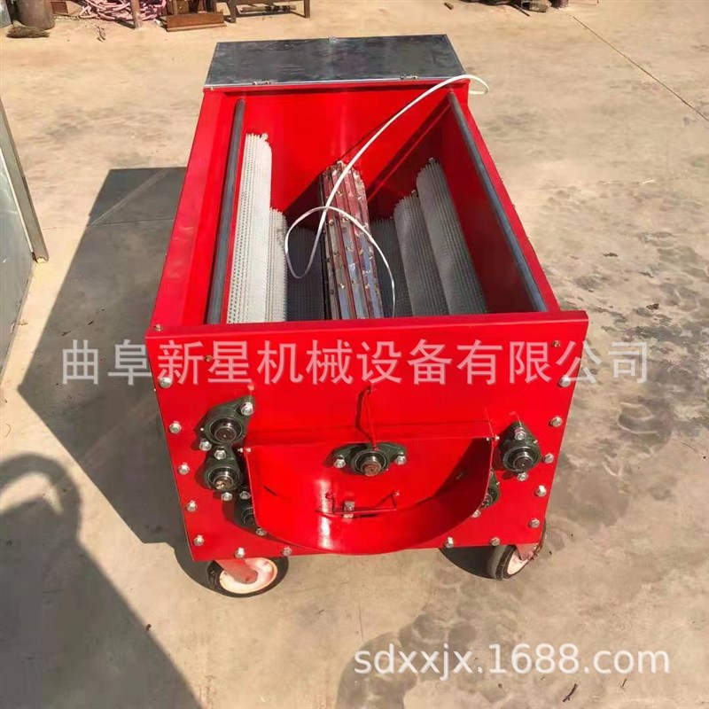 青核桃去b皮机新鲜核桃去皮剥壳机毛刷辊锯齿棍去皮清洗机