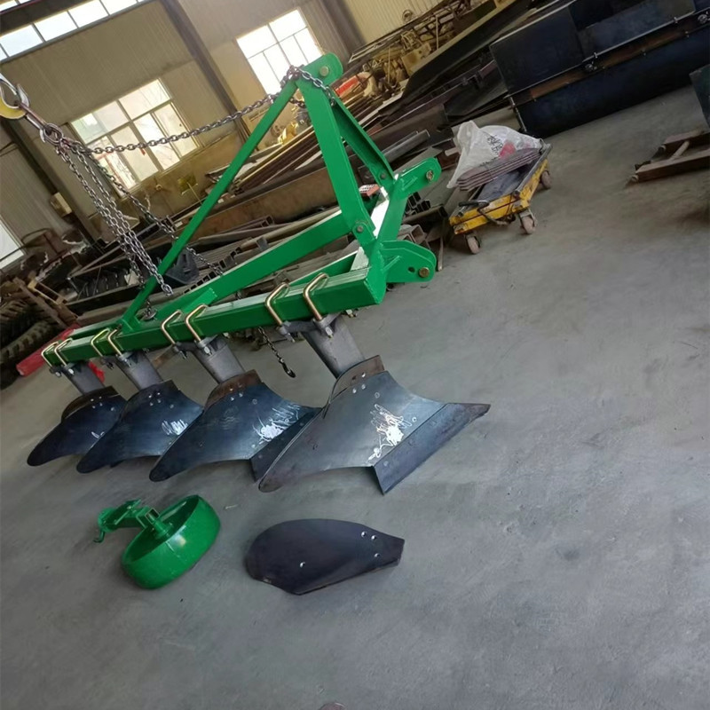 农用耕整机械铧式犁 四轮后置不同型号深耕铧式犁 加粗犁架单铧犁
