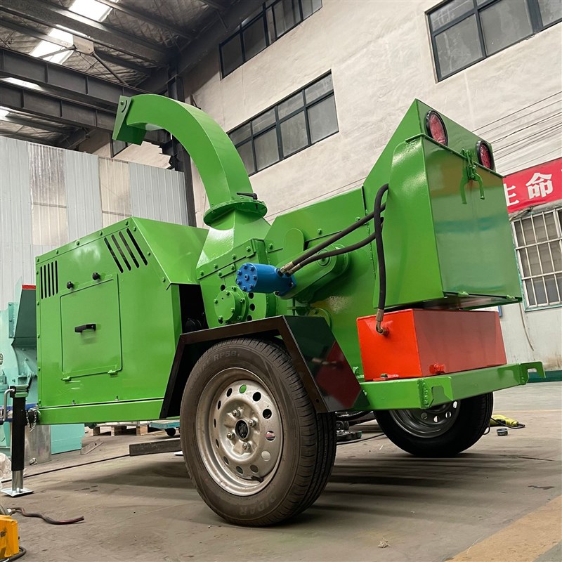 移动大型园e林树枝碎枝机圆原木树根树墩工厂破碎机竹子木材粉碎
