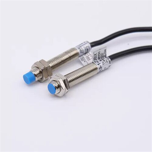 高品质m8电感式接近开关J8-D2NK D2PK J8-D1NK D1PK开关6-36VDC