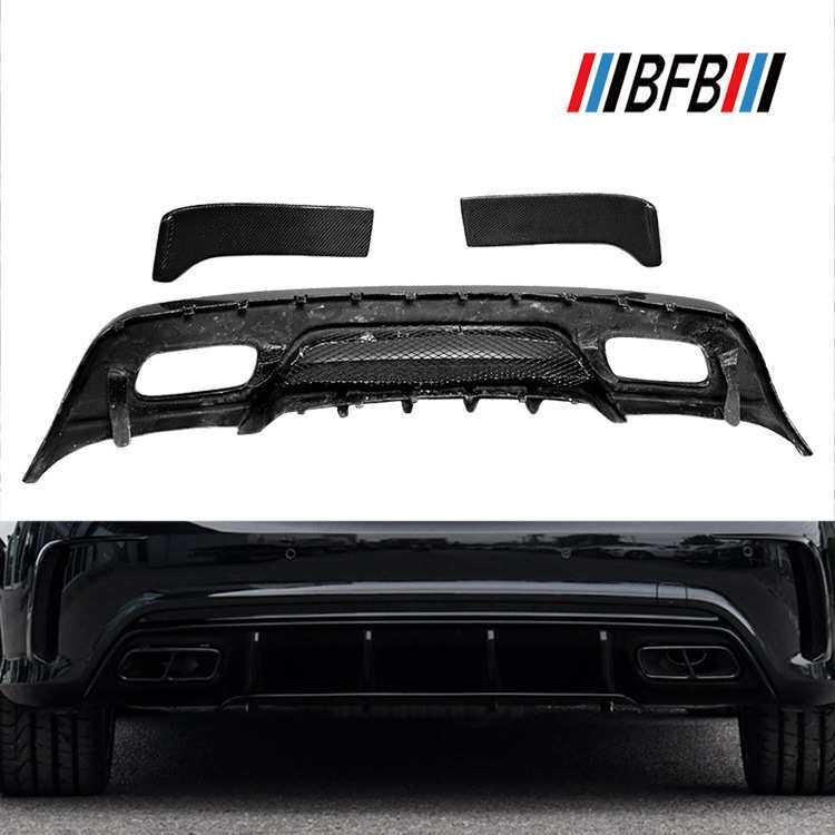 适用于2013-2019奔驰A45 AMG CLA45碳纤维后唇 碳纤后保杠 后护板
