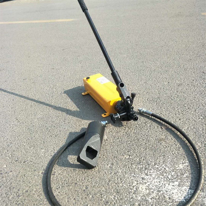 生锈螺母a破切器切螺丝神器螺帽劈开取出器螺栓拆卸工具螺母分离