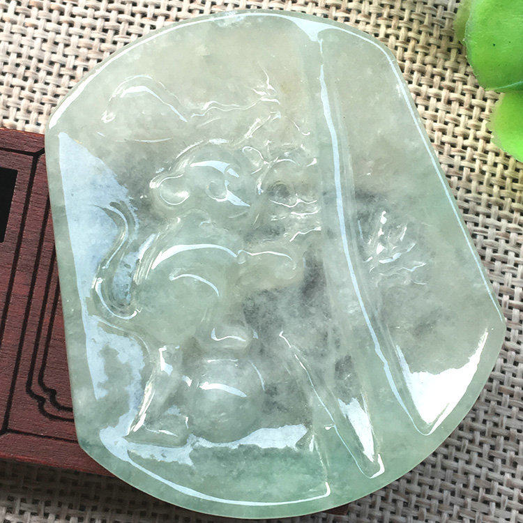 翡翠a货 冰糯生肖猴牌