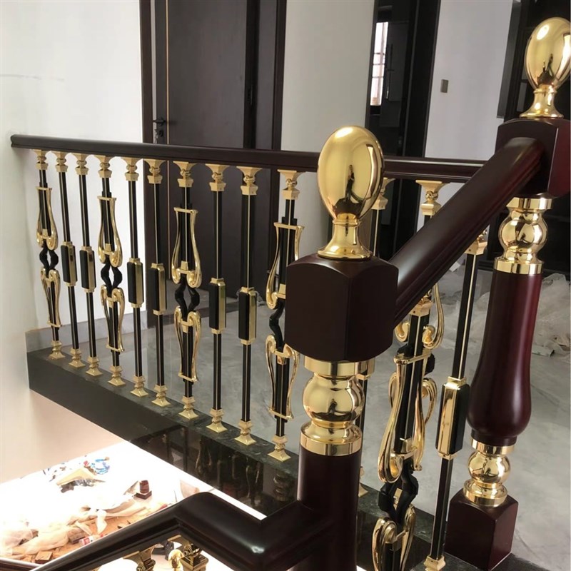 楼梯扶手家用栏杆扶手配件铝艺立柱 别墅楼梯P栏杆铝合金楼梯立柱