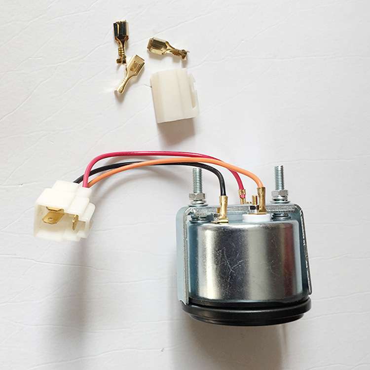 指针式电压表 9-18v 12v车用孔径55mm圆形表测量电瓶电压多少付