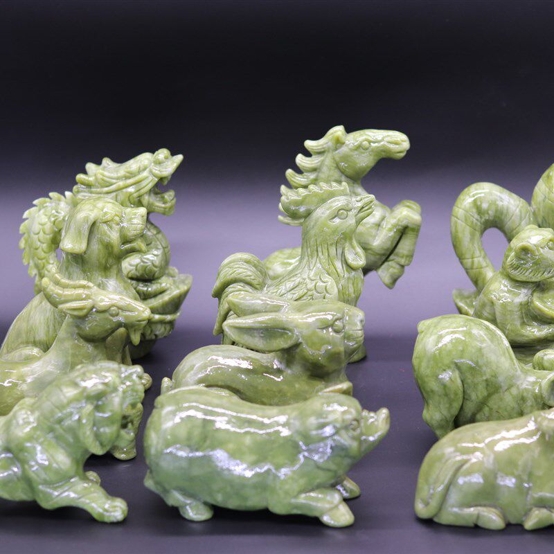 天然南玉十二生肖摆件工艺品猪狗牛羊龙马蛇猴兔鼠虎鸡风水玉雕设