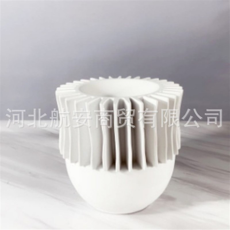现代简约创意百褶花瓶样板房售楼处桌I面树脂花器软装饰品摆件