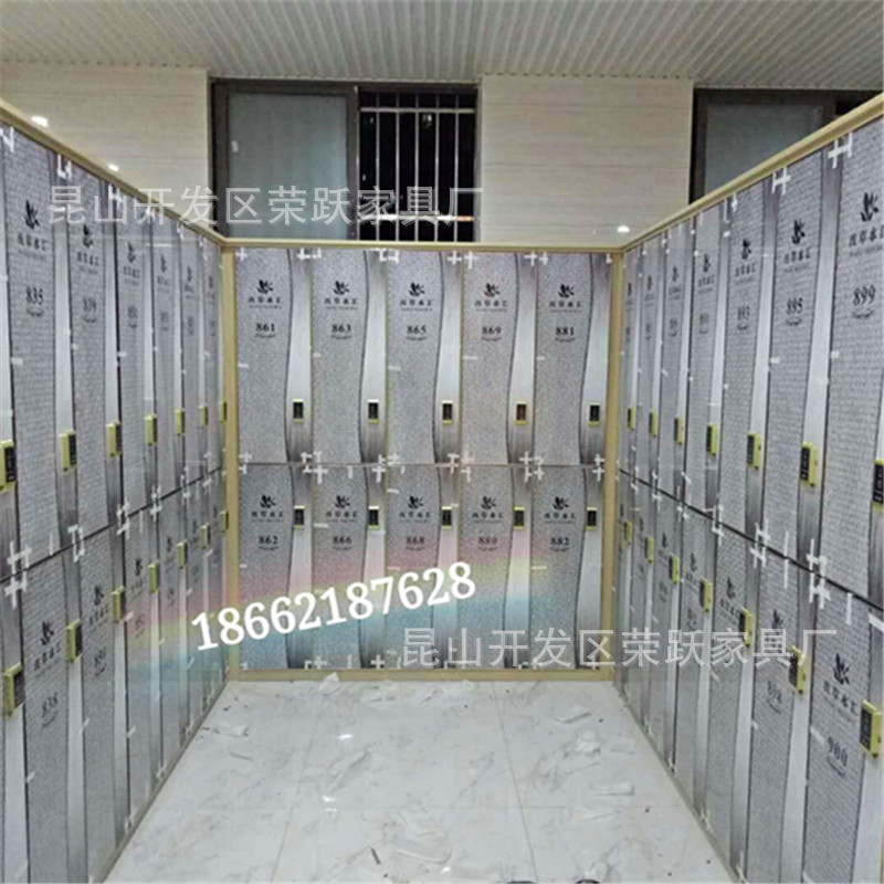 浴场浴室更衣柜酒店宾馆家具温泉馆汗蒸房洗浴中心健身房木储物柜