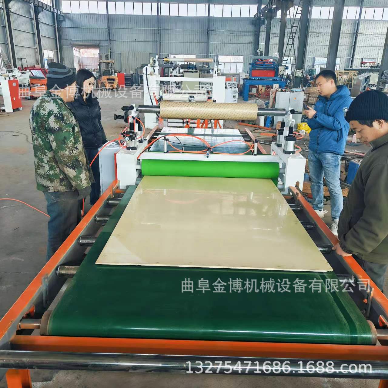 全自动双面橱柜门板覆膜机 玻璃浴室推拉门压膜机 晶钢门贴膜机