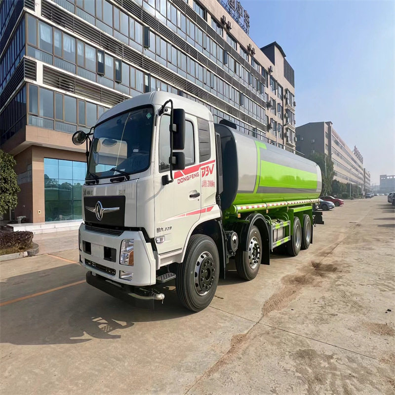 东风前四后八29吨大型洒水车 20城市环卫抑尘绿化喷洒车全国送车