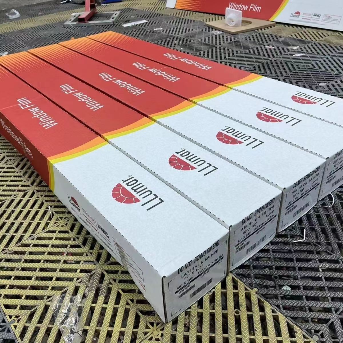 龙膜隔热防遮阳自贴玻璃贴膜