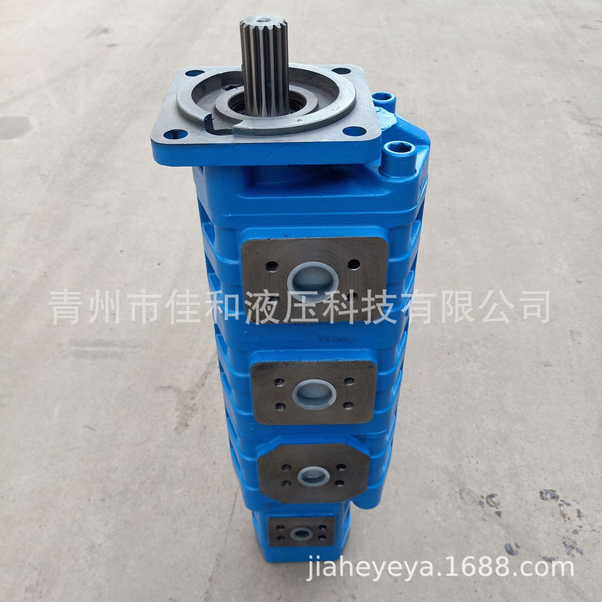 三一重工25号起重机四联泵