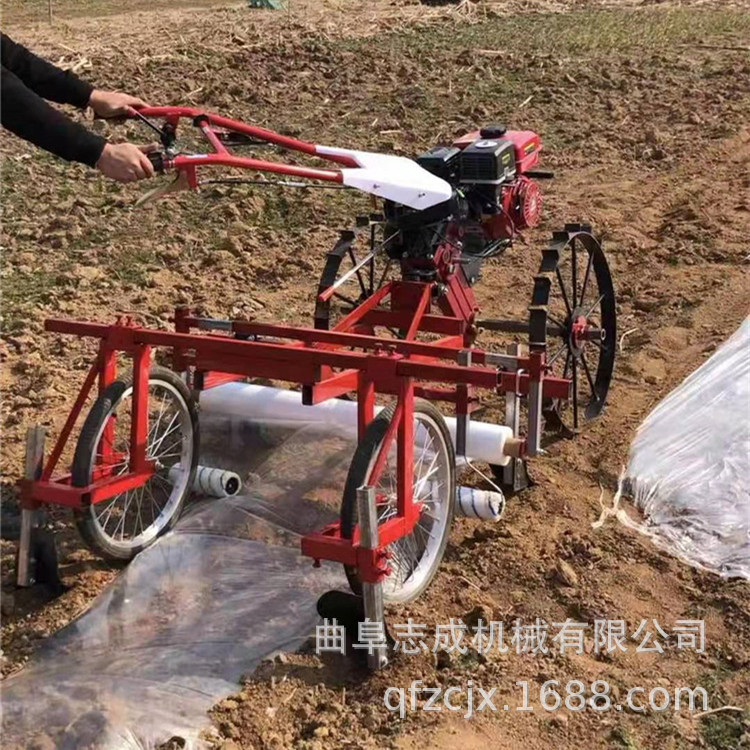 小型自走微耕机覆膜机省时省力