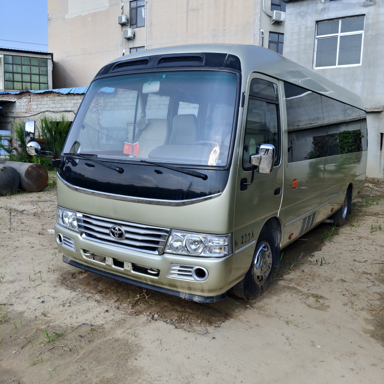 出口丰田考斯特23座中巴车 14座至60座 商务大巴车