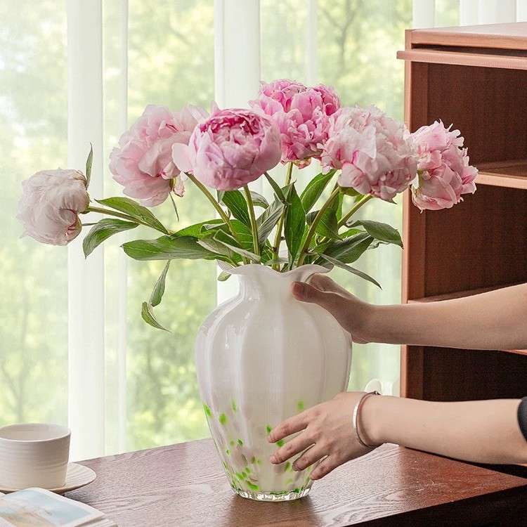 家居芬顿北欧琉璃花瓶点点裙边客厅餐桌桌面摆件玻璃鲜花插花