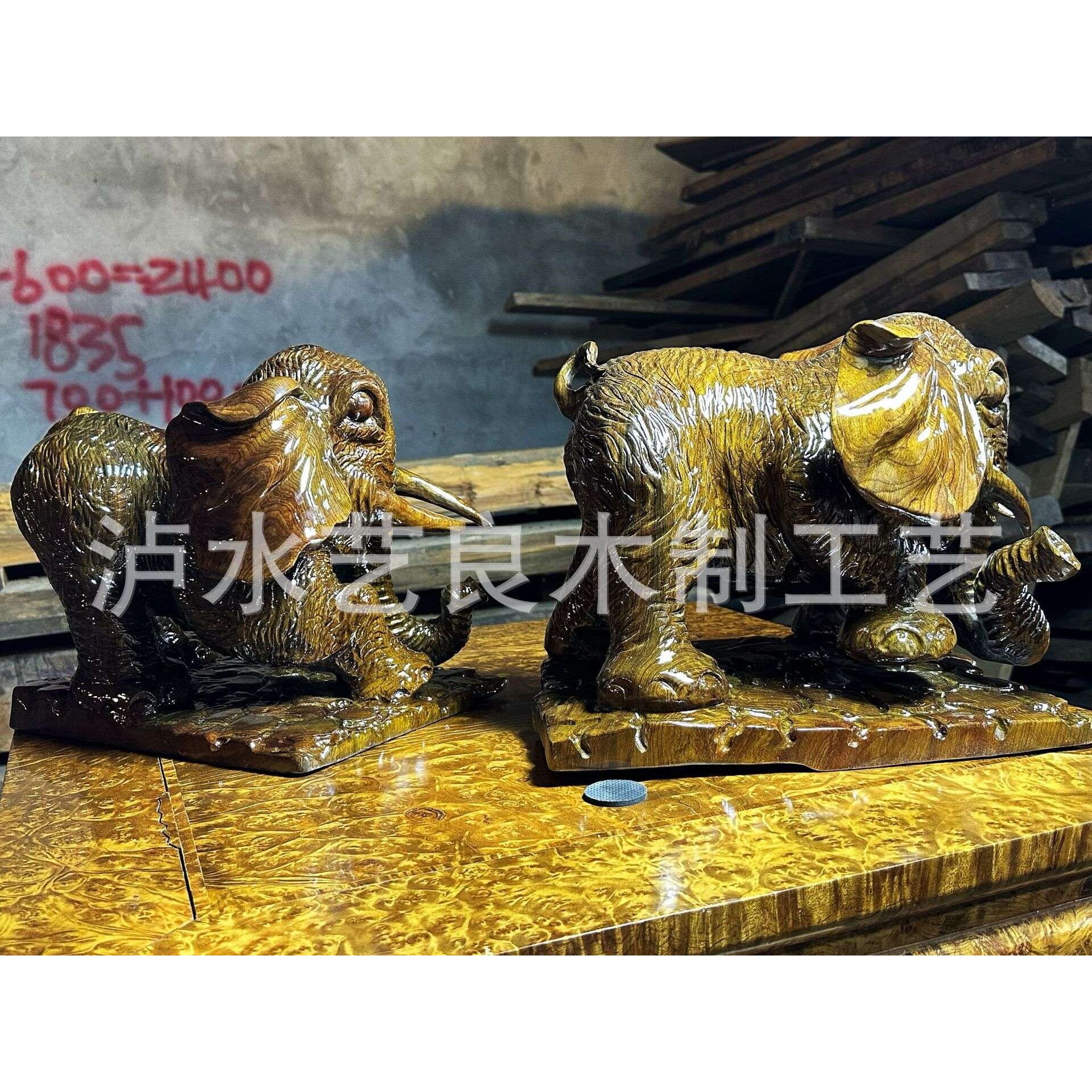 阴沉金丝楠木一体制作摆件 乌木雕件 一木两件整体刻画 大象两件