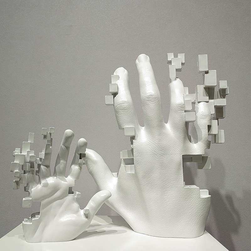 现代简约树脂马赛克手掌摆件售楼处展厅电视柜抽象艺术家居装饰品