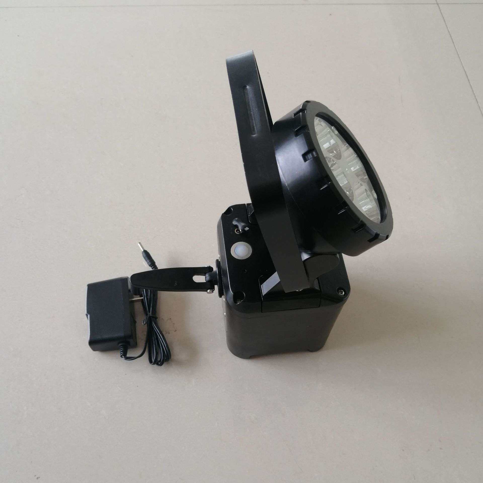 照明SZSW2402手摇式防爆探照灯磁吸2400多功能手提强光巡检工作灯