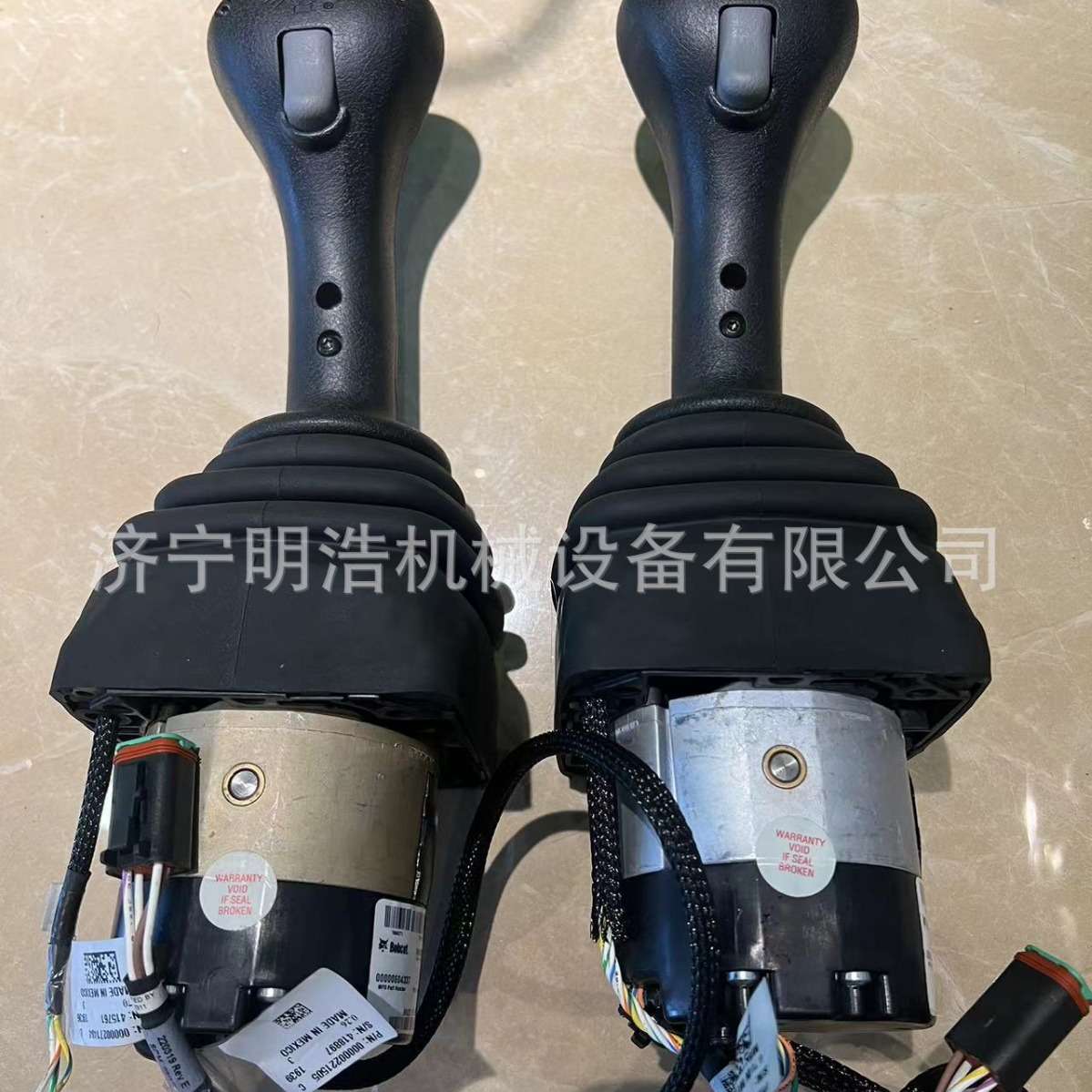 卡特手柄 700-8380和700-8381 操作杆 挖掘机全车配件