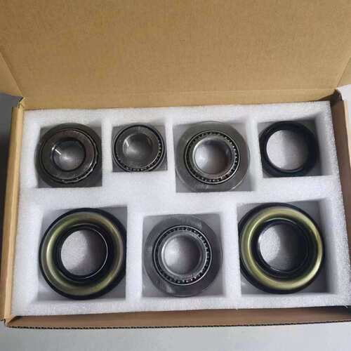 现货供应汽车差速器轴承F-577158 F-574658 LM50134R 22993016