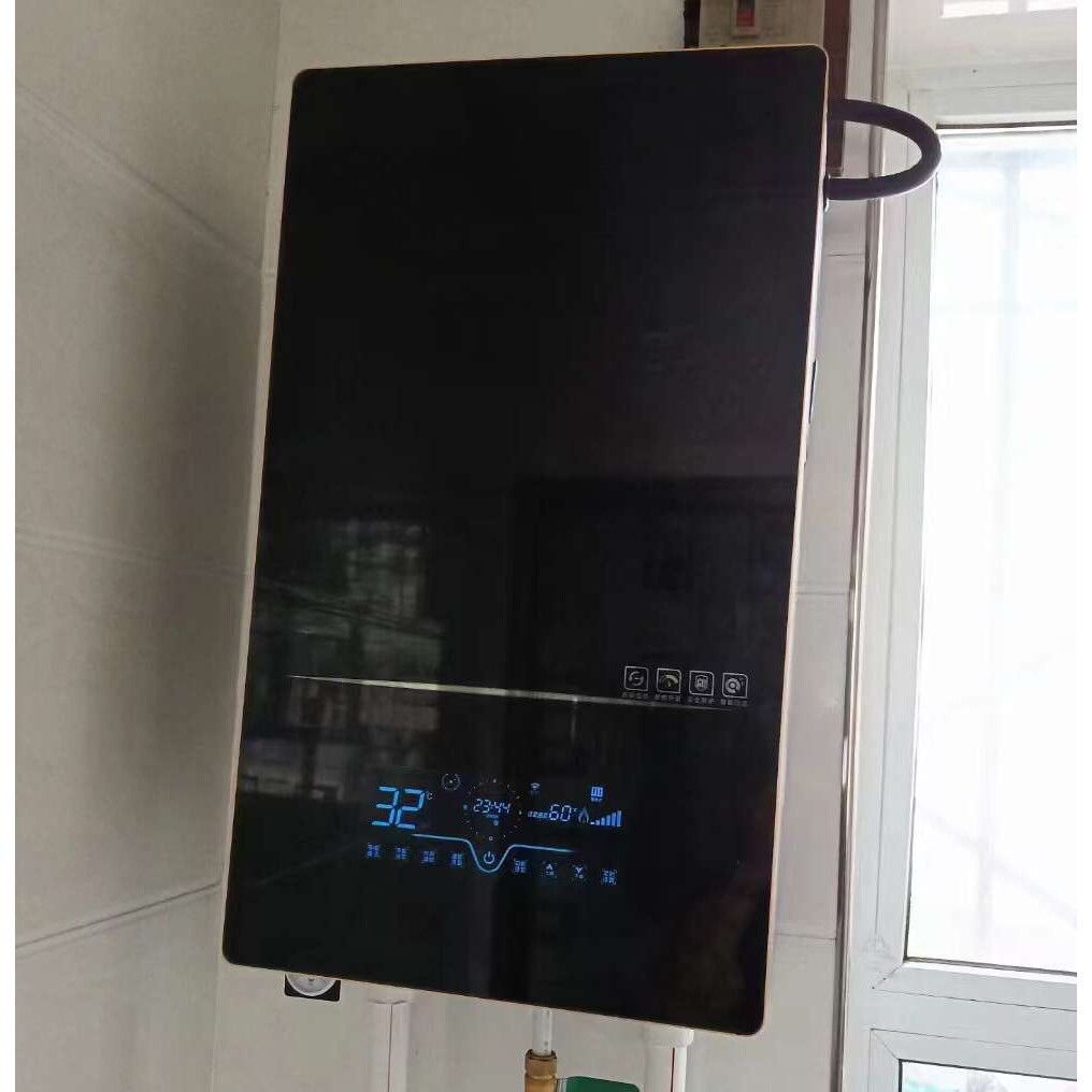 匠奥电家用采暖炉24kw曲面屏双水泵封闭式水箱带室内温控器与APP