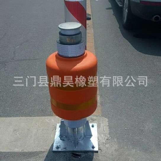 旋转式EVA防碰撞高弹性警示反光桶弯道警示防翻车塑料桶含立柱