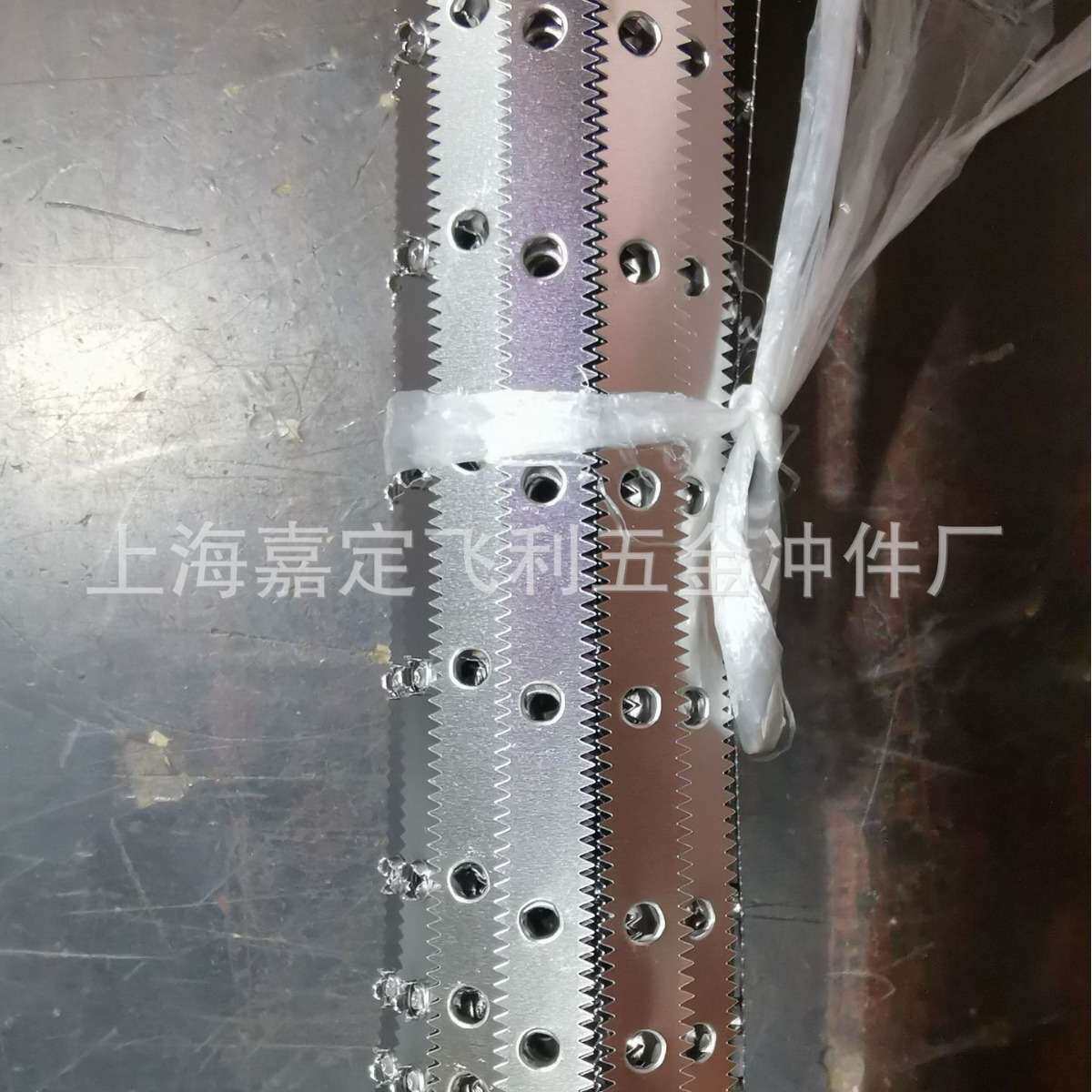 不锈钢锯条普通齿家用保鲜膜铝箔彩盒锯齿条切割器不锈钢双面齿