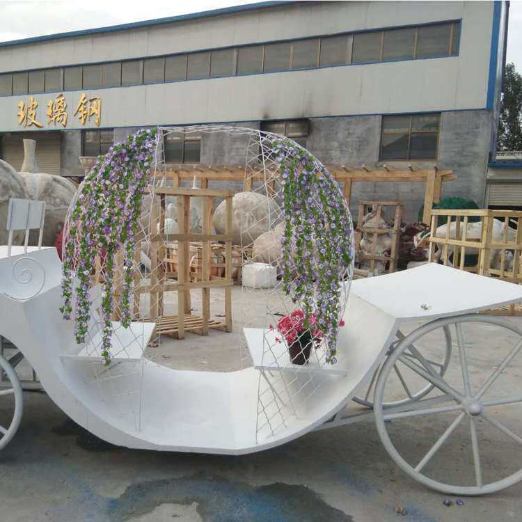 玻璃钢马雕塑 景区绿地马拉车雕塑景观摆件 婚庆装饰道具欧式马车