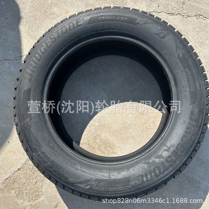 普利司通 雪地轮胎245/60R18 冬季轮胎 BRIDGESTONE