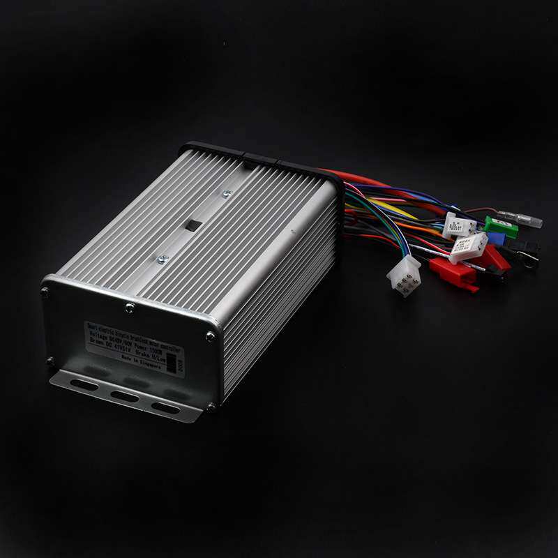 大功率电摩,三轮,四轮通用控制器48V60V72V1000W-2000W无霍尔