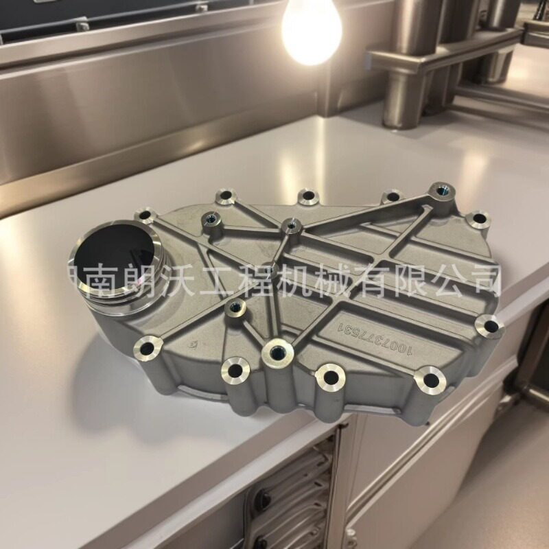 适用于三一/重汽宽体自卸车洒水车160102170006A088机油冷却器盖