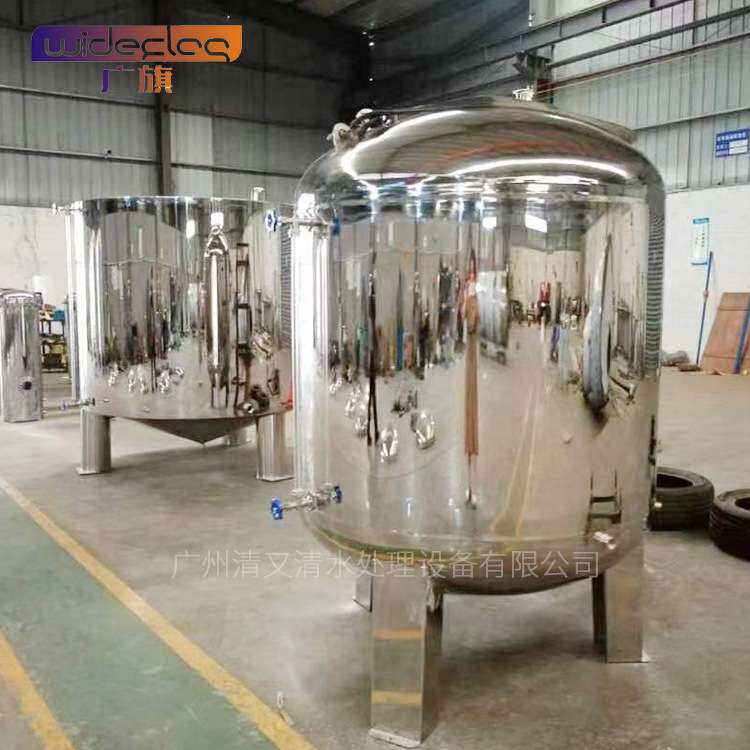 30吨无菌水箱容器储罐氮封水箱储罐内壁除锈升降旋转平台储油罐