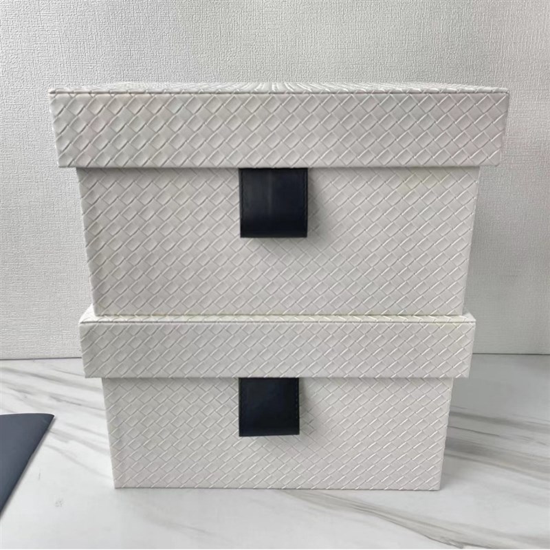 现代轻奢衣帽间收纳盒摆件样板房软装饰品创意衣柜橱窗大号储物箱