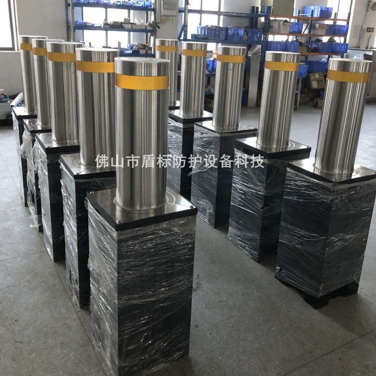成品分解可拆卸阻挡圆柱 手动防冲撞伸缩挡车柱 拦截不锈钢警示柱
