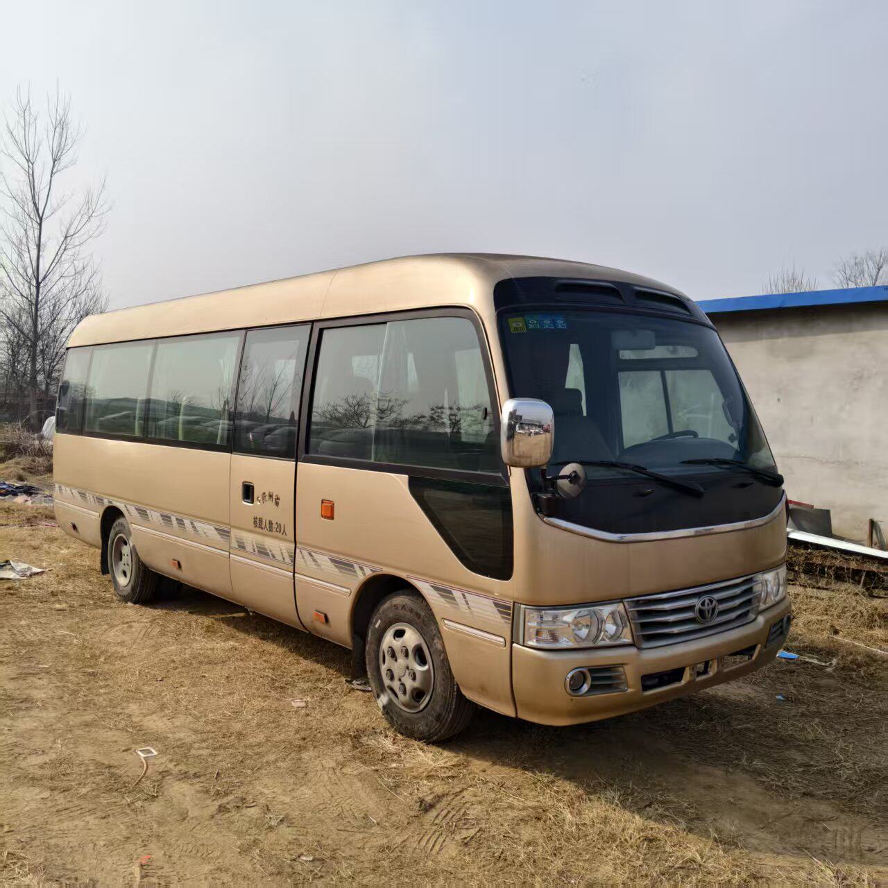 出口丰田考斯特中巴车 19座23座豪华巴士观光旅游通勤车
