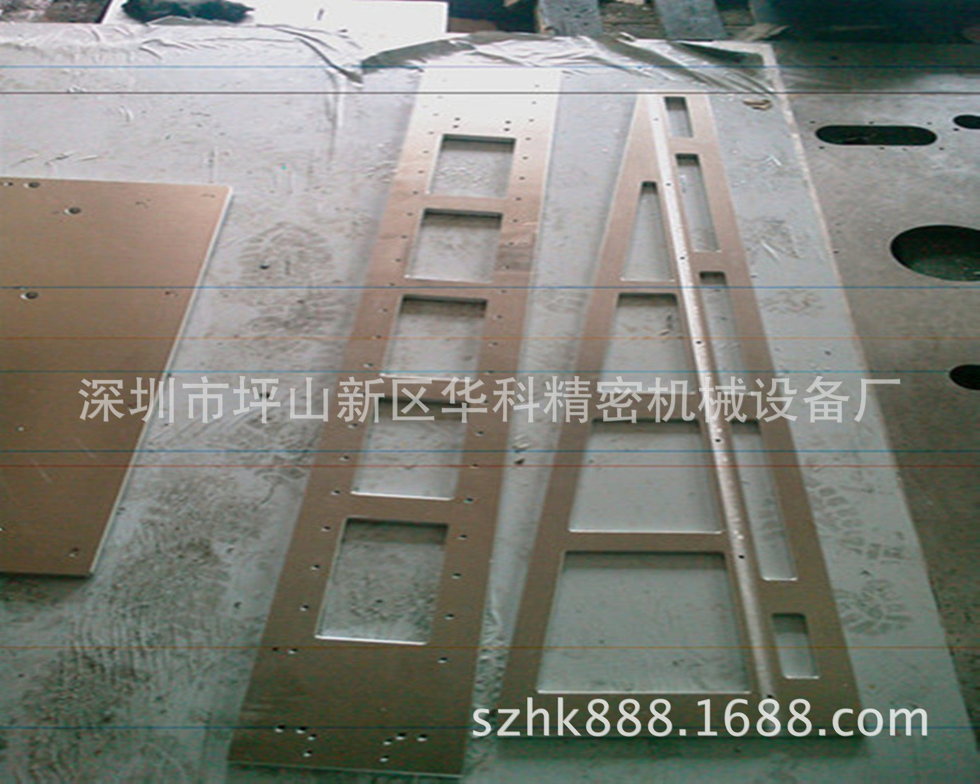 CNC五金配件机械钢板加工中心型材电脑锣数控机加工