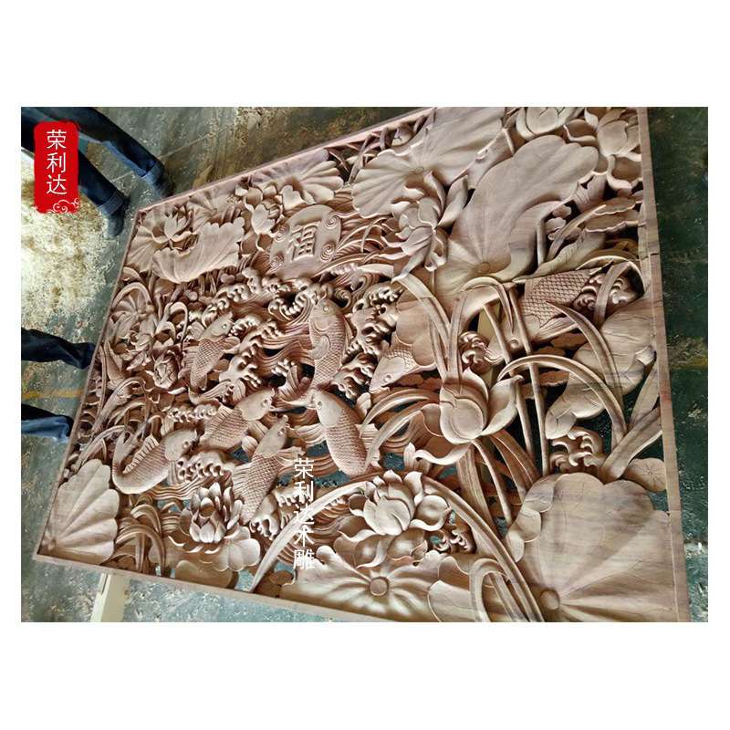 荷花鱼图案浮雕屏风木质年年有余楼梯口玄关中式镂空雕花东阳木雕