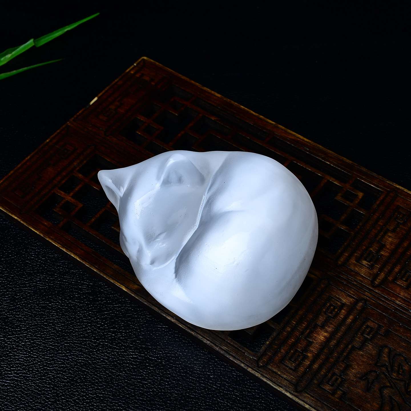 摩洛哥天然透石膏睡猫摆件原石雕刻猫咪家居客厅办公桌面装饰品