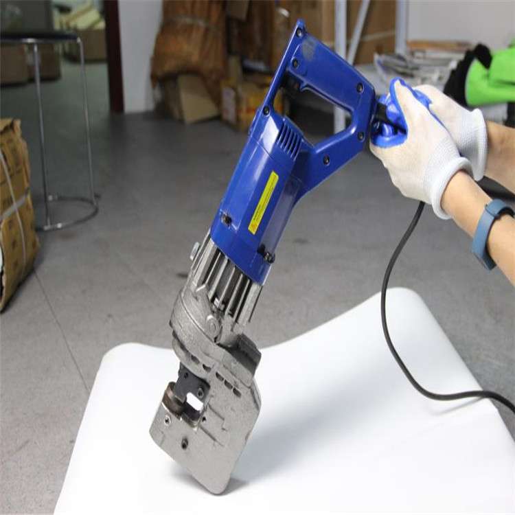 电动液压冲孔机视频 钢板打孔机价格 电动手持打眼机模具