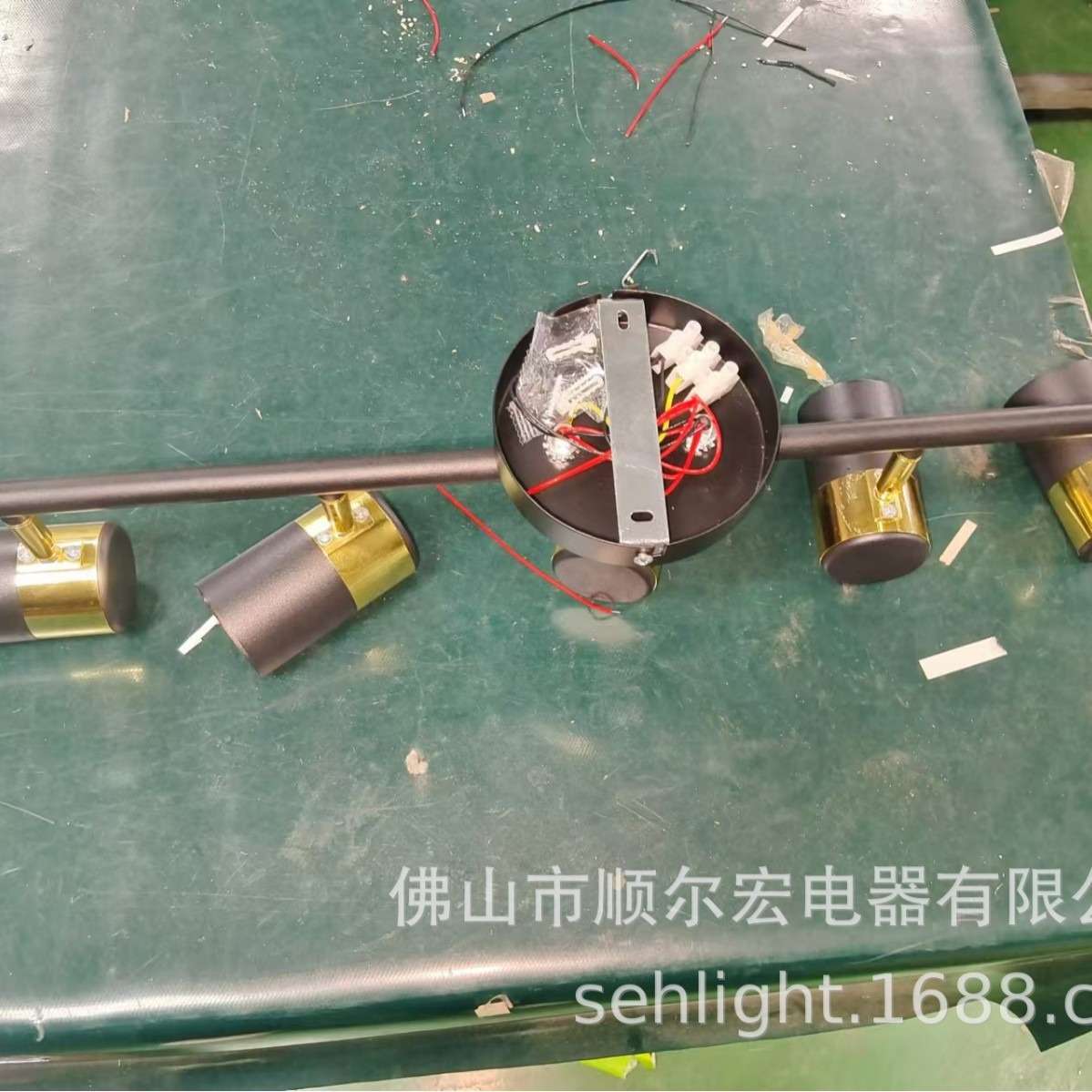 厂家供应金属多头圆管套件5头GU10电镀灯架三节配件万向可调射灯