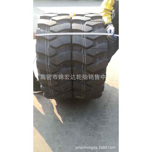 挖沟机轮胎 315/70R22.5 全钢卡车轮胎315/80R22.5 越野人字花纹